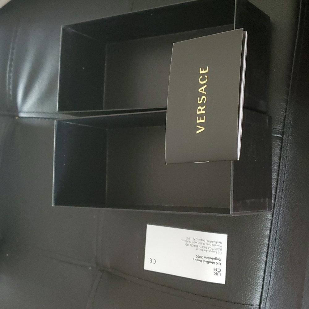 Empty Versace Box - Picture 3 of 3